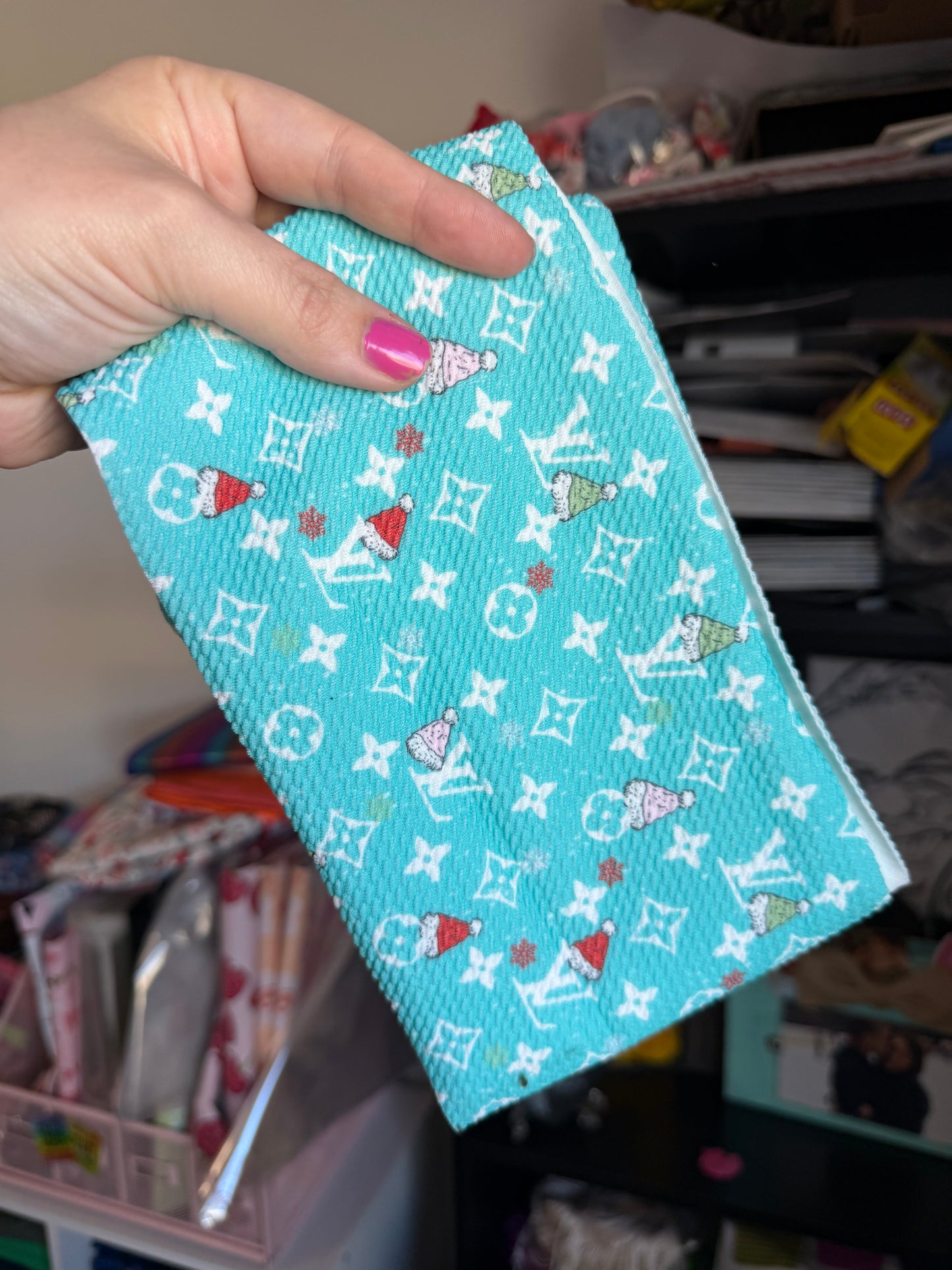 5xWOF BULL BOUJEE SANTA HATS