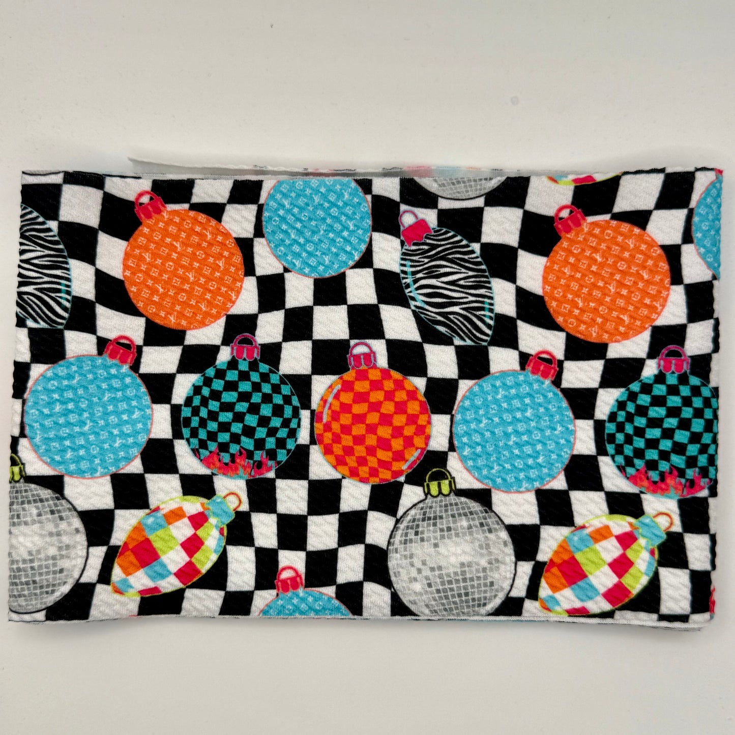 5XWOF BULL GROOVY ORNAMENTS