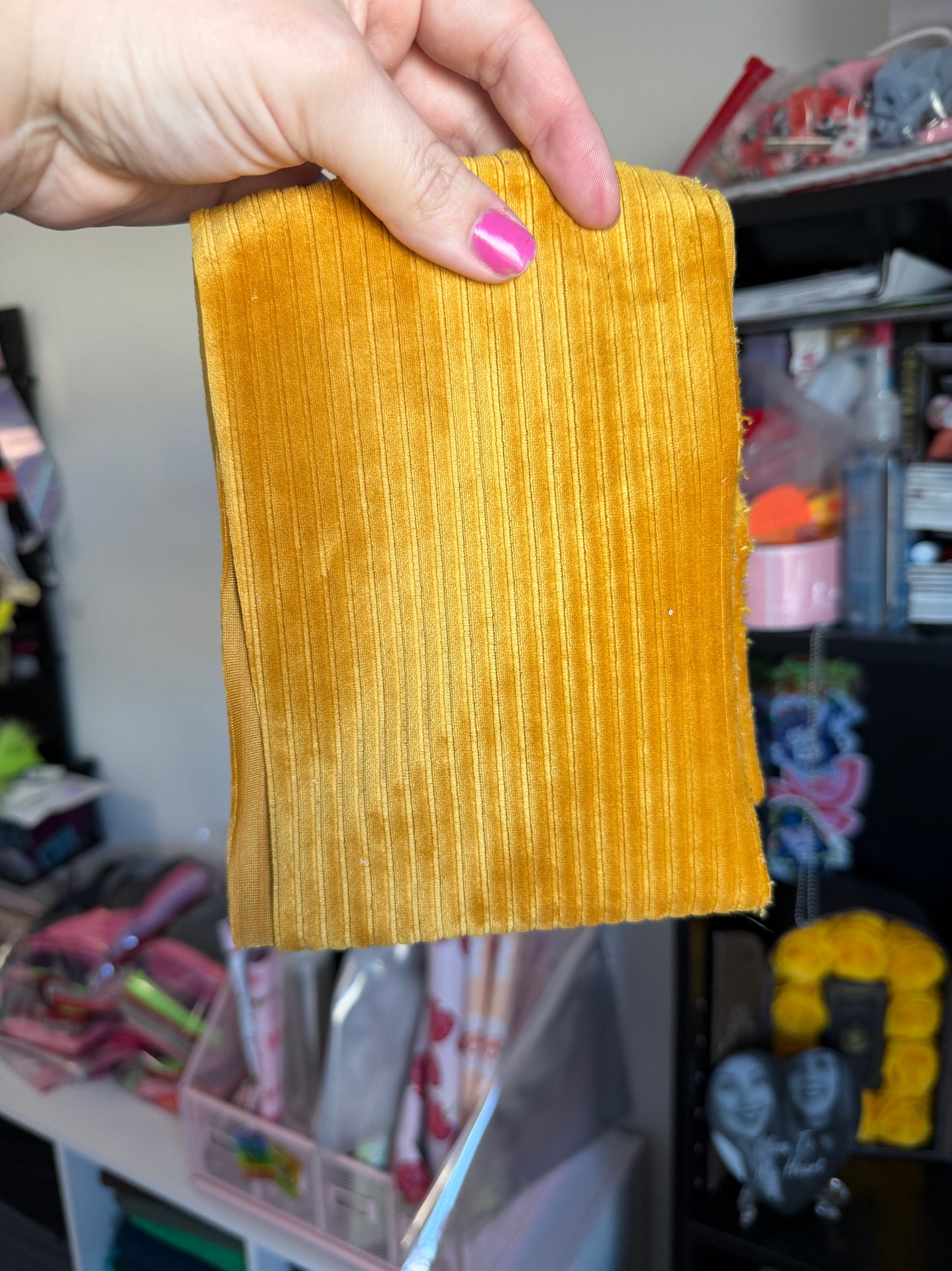5xWOF RIBBED VELVET MUSTARD