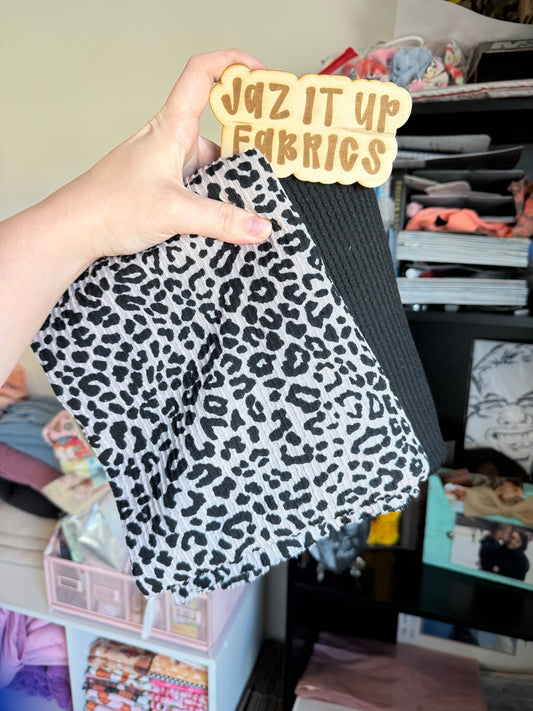 Taupe Leopard/Black Urban Yard Bundle