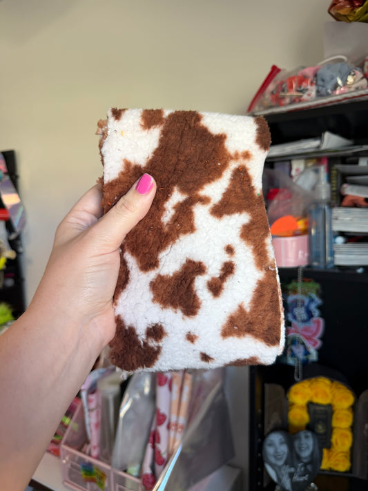 5xWOF SHERPA BROWN COW