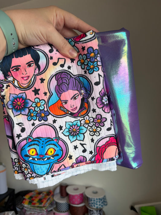 Hunters Wide 1Y + Purple Holo4Way 1Y